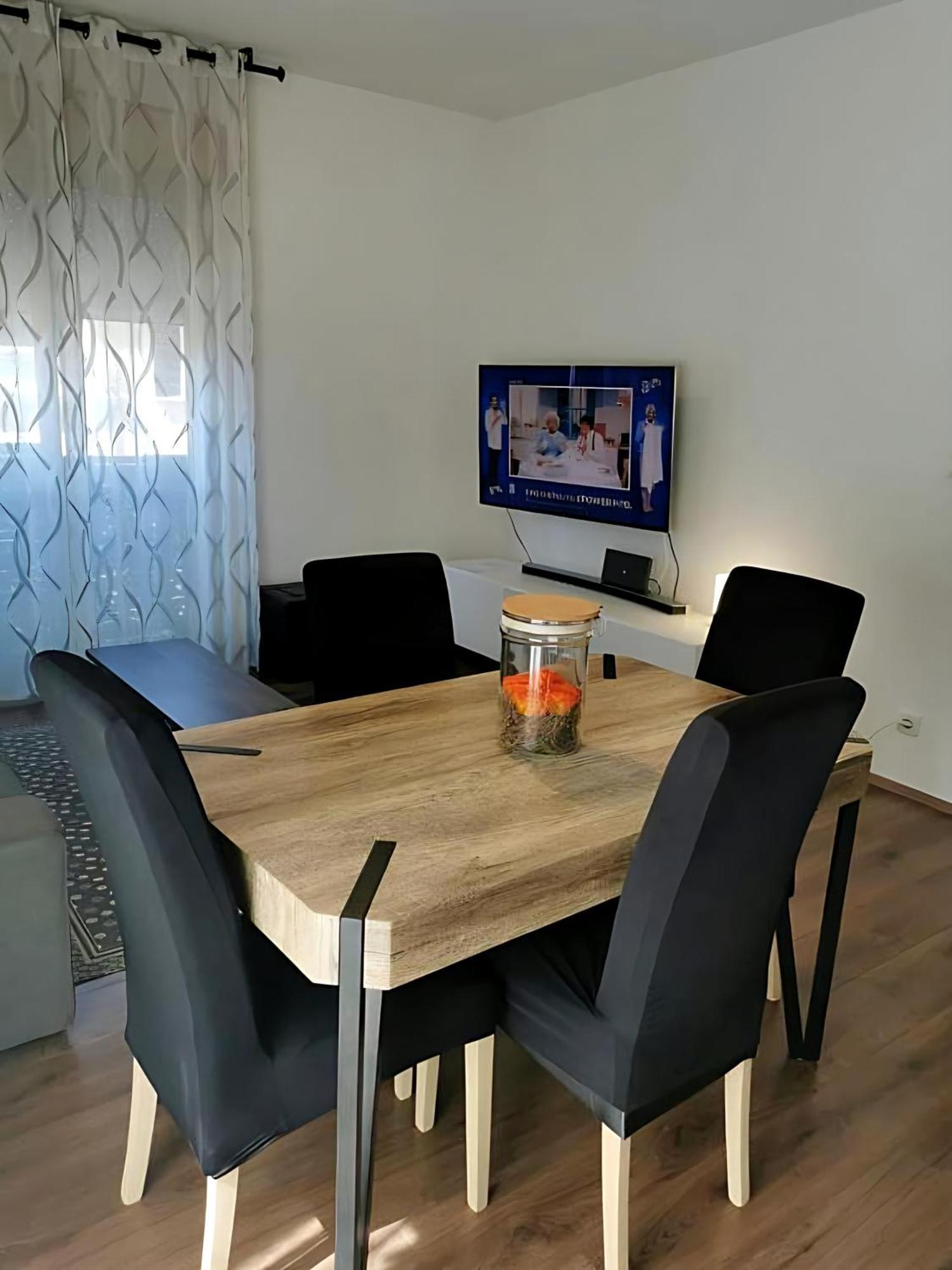 Gorizia Central Luxe Apartment 6 Posti Letto Luaran gambar