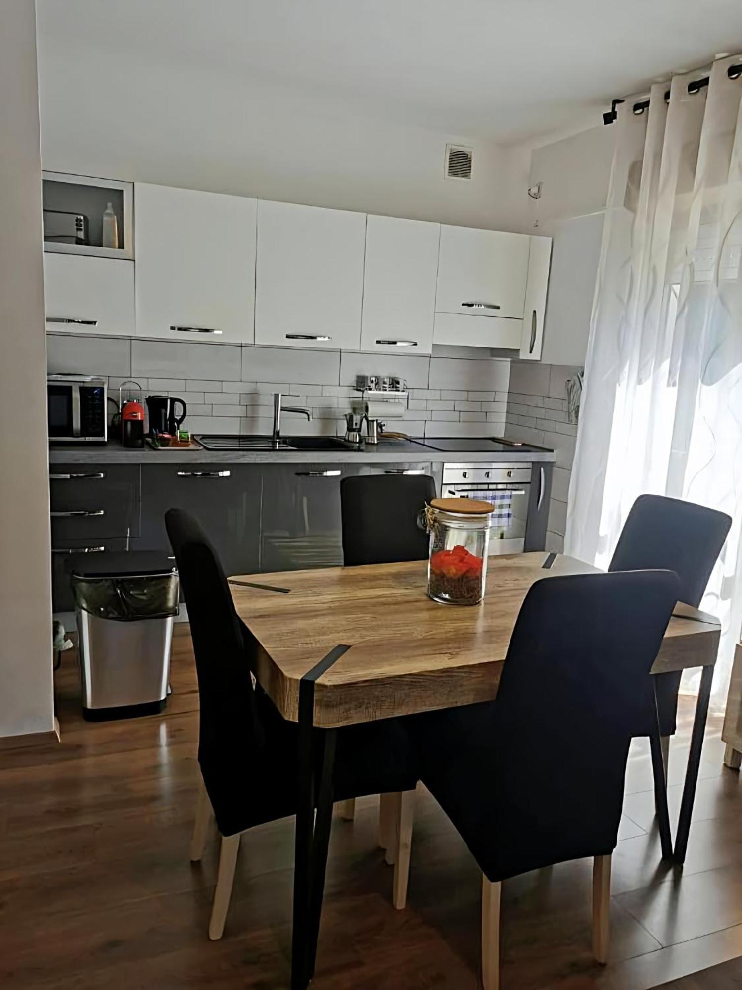 Gorizia Central Luxe Apartment 6 Posti Letto Luaran gambar